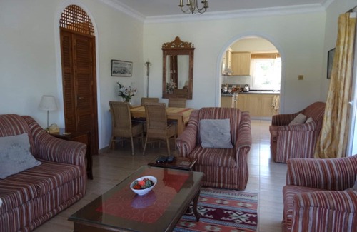 Edremit Villa | Villa Manolya with superb mountain & sea views +pool & gardens in premium area