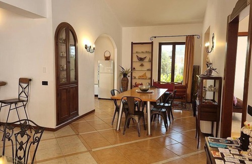 Rosolini Villa | Villa Manon: A cozy and welcoming two-story villa in a quiet position, surrounded by the Sicilian countryside, with Free WI-FI.