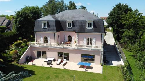Ver-sur-Launette House | Villa MANSART