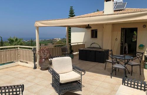 Pegeia Villa | Villa Manzanillo
