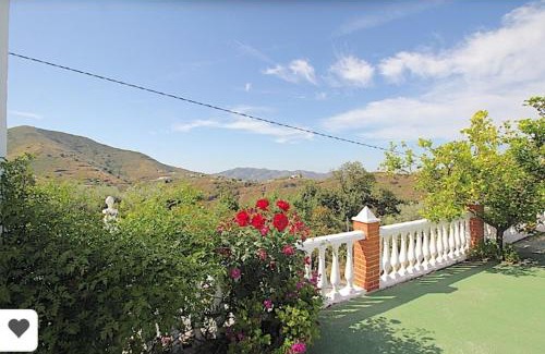 Canillas de Aceituno Villa | Villa Marín