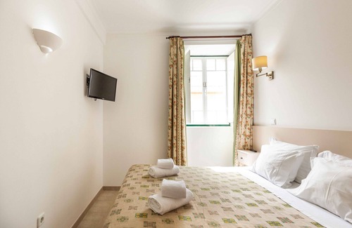 Vila Real Santo Antonio House | Villa Marquez