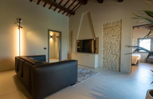Croce Villa | Villa Maracci