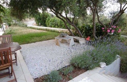 Ravni House | Villa Mare e Fiori Apartment Garden