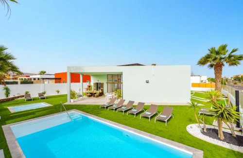 Costa de Antigua Villa | Villa Maresia by Villa Plus