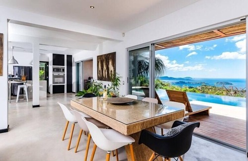 Rio Seco Apartment | Villa Marfil