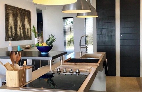 Rio Seco Apartment | Villa Marfil