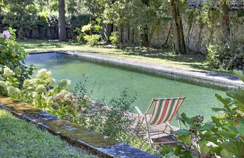 Pontremoli Villa | Villa Margaret: A splendid nineteenth-century three-story historical villa surrounded by the greenery, with Free WI-FI.