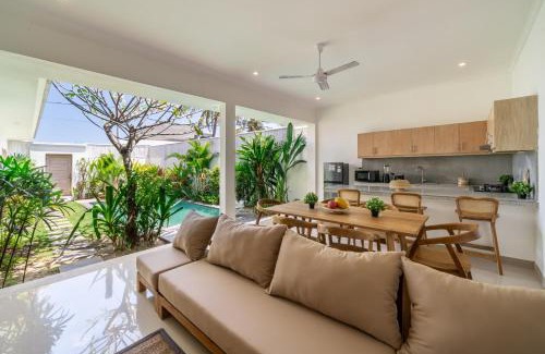 Pererenan Villa | Villa Margherita 3 Bedroom Canggu Swimming Pool
