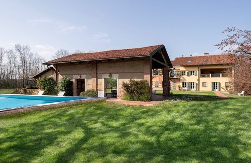 Racconigi Villa | Villa Margherita with private pool
