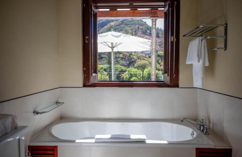 De La Presa Hotel | Villa Maria Cristina Hotel