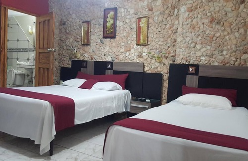 Puerto de Boniato House | Villa Maria Del Carmen