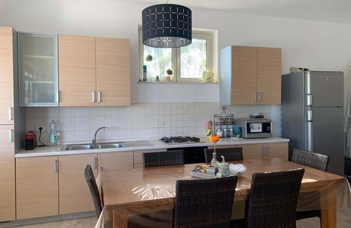 Aragona Villa | Villa Maria for 6 adults and 4 children
