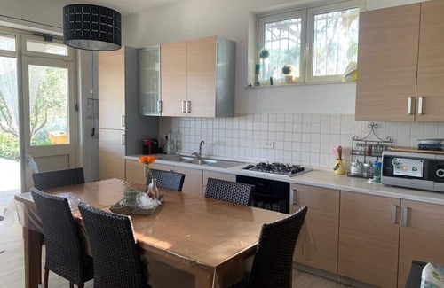 Aragona Villa | Villa Maria for 6 adults and 4 children