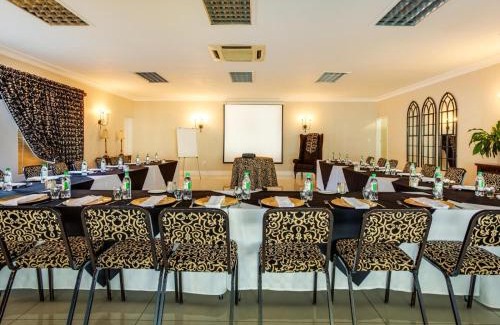 Klerksdorp House | Villa Maria Guest Lodge