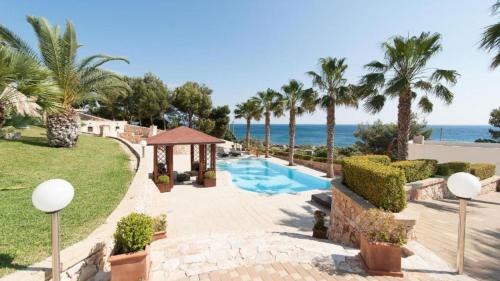 Marina San Gregorio Villa | Villa Maria - mare e piscina - Salento Reservation
