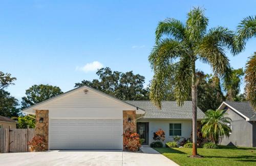 Walsingham House | Villa Maria Salt Sun 7 minutes to Indian Rocks Beach