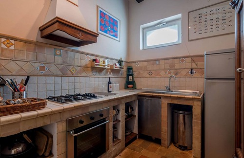 Belmonte Piceno Villa | Villa Mariana 14 - Seven Bedroom Villa, Sleeps 14
