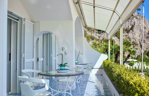 Marina Piccola Villa | VILLA MARINA BLUE - Six Bedroom Villa, Sleeps 13