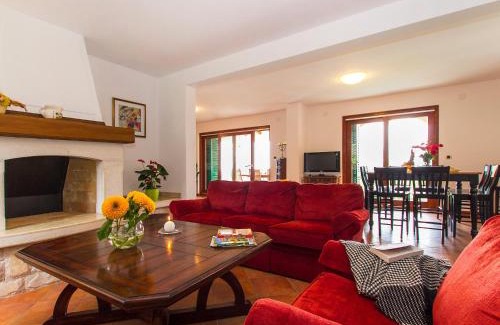 Stanisovi Villa | Villa Marina by Interhome