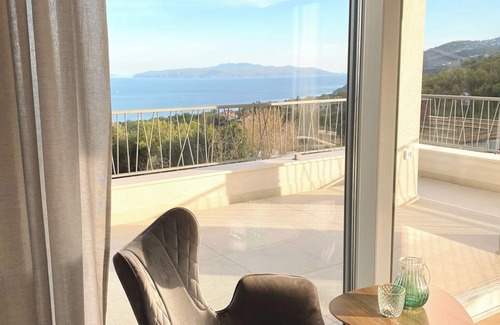 Opric Villa | Villa Maritima - Sea view - Infinity Pool - Sauna - Wellness - Relax -Opatija