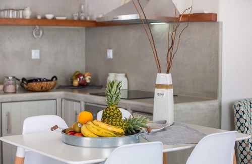 Logaras House | Villa Maritina: 4 villas, 19pax, 4pools+Jacuzzi, sea views, Punda Beach Paros