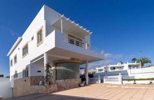 Playa del Ingles Villa | Villa Marlenghi with Private Pool