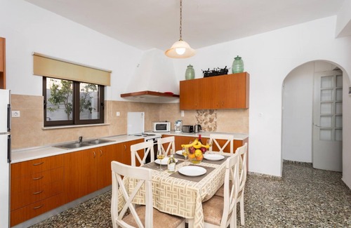 Kefalas Villa | Villa Maro Large Private Pool, A/C, WiFi