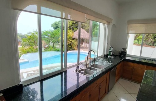 South Shore Hotel Area Villa | Villa Martha Garza Blanca with Chef & Full Staff