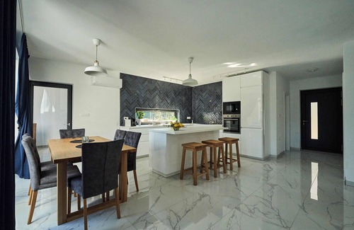 Mugeba Villa | Villa Martin Noel. Perfect retreat for those looking for peace and relaxation.
