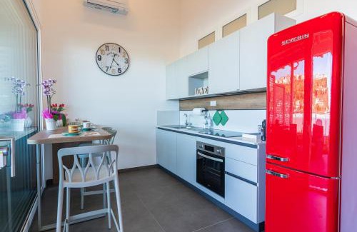 San Vito Chietino Apartment | Villa Mary Pool - Giada