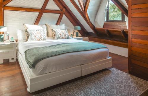 La Preneuse Villa | Villa Matahari by muse villas
