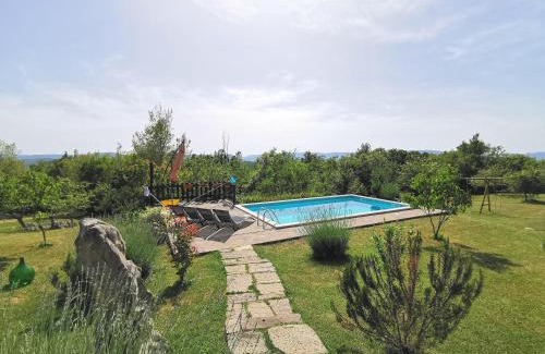 Buzet House | Villa Mavrici, Nature Paradise with pool