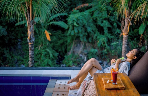 Jasri Villa | Villa Mayu