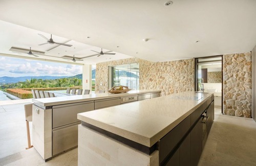 Choeng Mon Villa | Villa Mayuree - Six Bedroom Villa, Sleeps 12