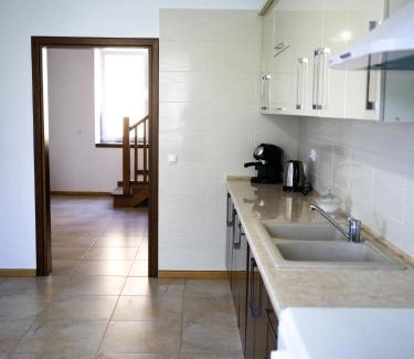 Vyzhnytsya Apartment | Villa Med'OK