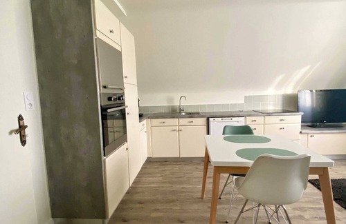 Mayenne Apartment | Villa Medena - All-comfort stay + jacuzzi - Rated 3*.