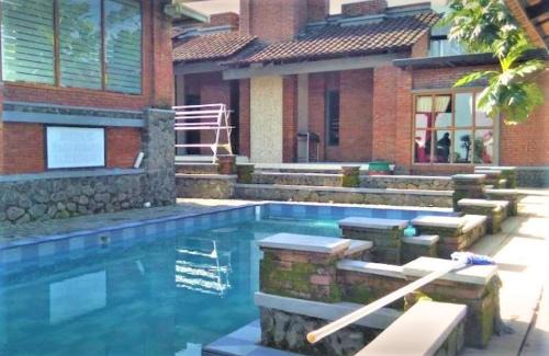 Pacet Resort | Villa Mediana