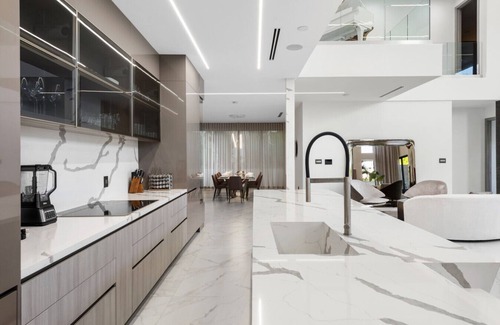 Northeast Miami Apartment | Villa Medici-Unique and Modern smart home