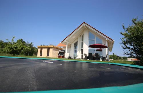 Trent House | Villa Meerfreude