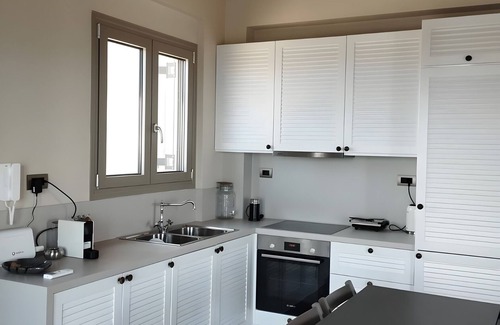 Katomerion Villa | Villa 'Meganisi' with Sea View, Wi-Fi and Air Conditioning
