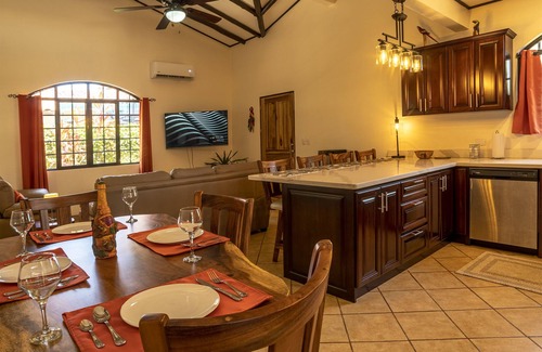 Hills of Esterillos House | Villa Meilleur By Esterillos Hills 10 minutes away from the beach!