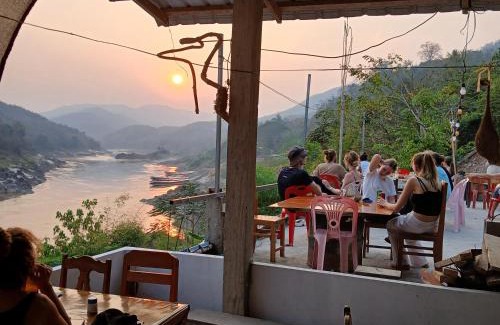 Pakbeng House | Villa Mekong Guesthouse