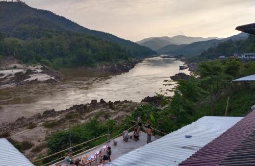 Pakbeng House | Villa Mekong Guesthouse