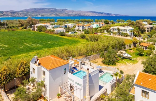 Tavronitis Villa | Villa Melina - Four Bedroom Villa, Sleeps 8