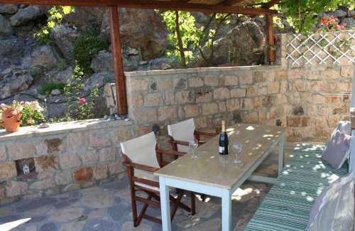 Skala Apartment | Villa Meloi patmos