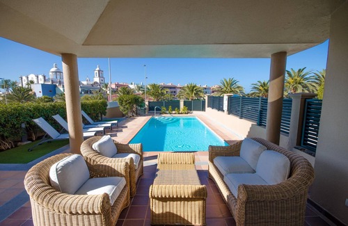 Costa Meloneras Villa | 'Villa Meloneras' with Sea View, Private Pool, Terrace and Wi-Fi