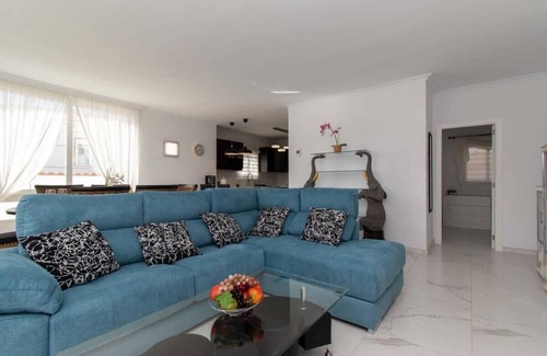 Chayofa Villa | Villa Melua Summary: