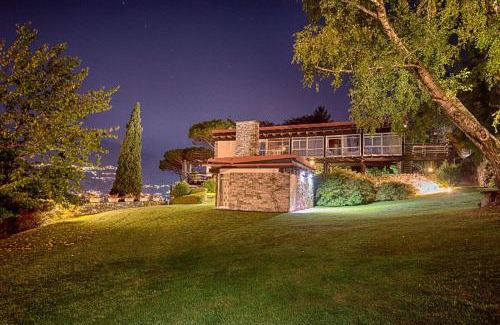 Olgiasca Villa | Villa Meraviglia - Villa with Breathtaking Lake Como Views