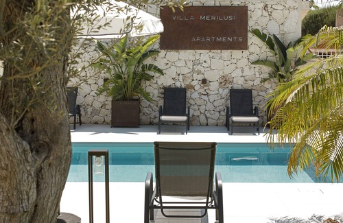 Fontane Bianche Villa | Villa Merilusi Apartments